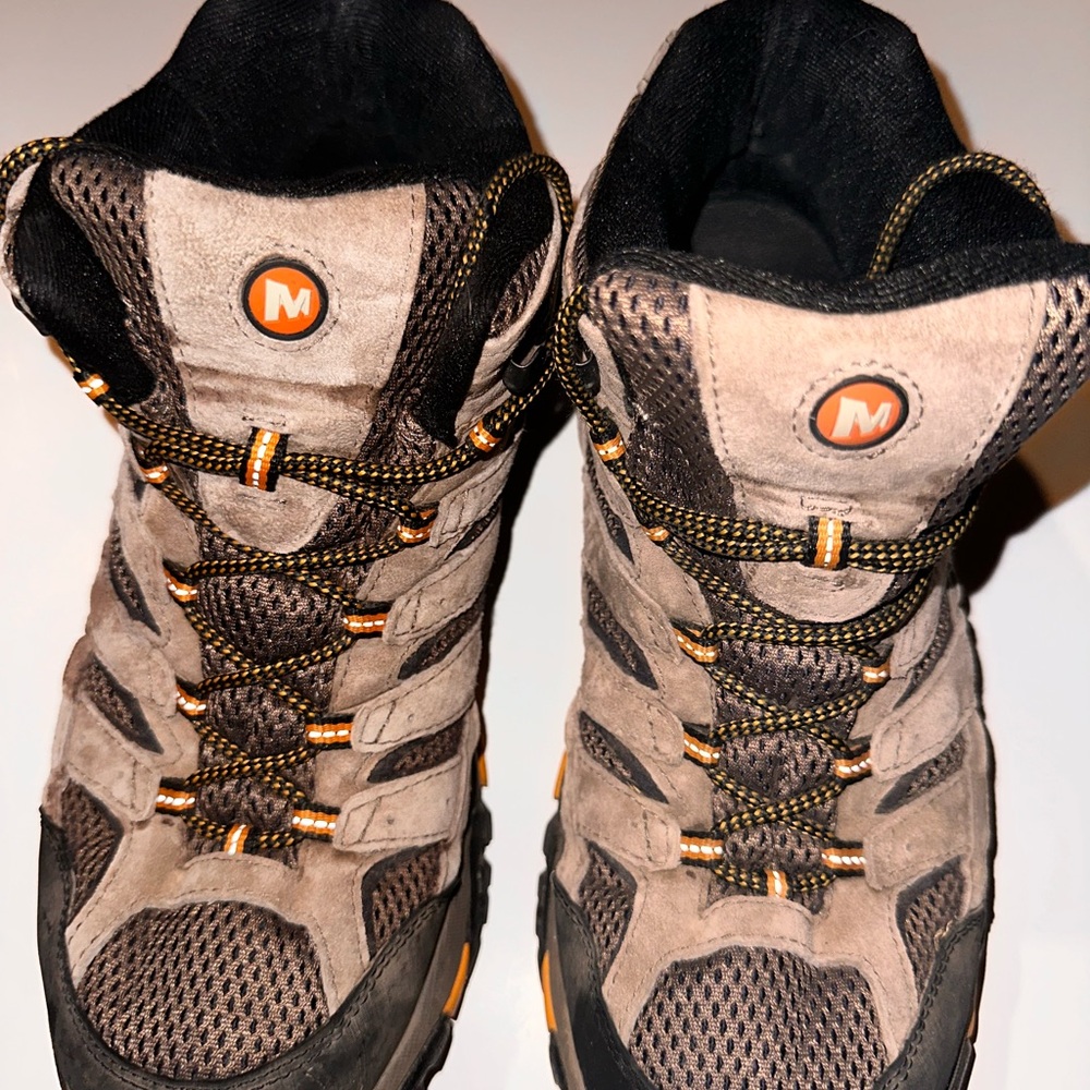 Mens Merrell Hiking Boots Size 9.5